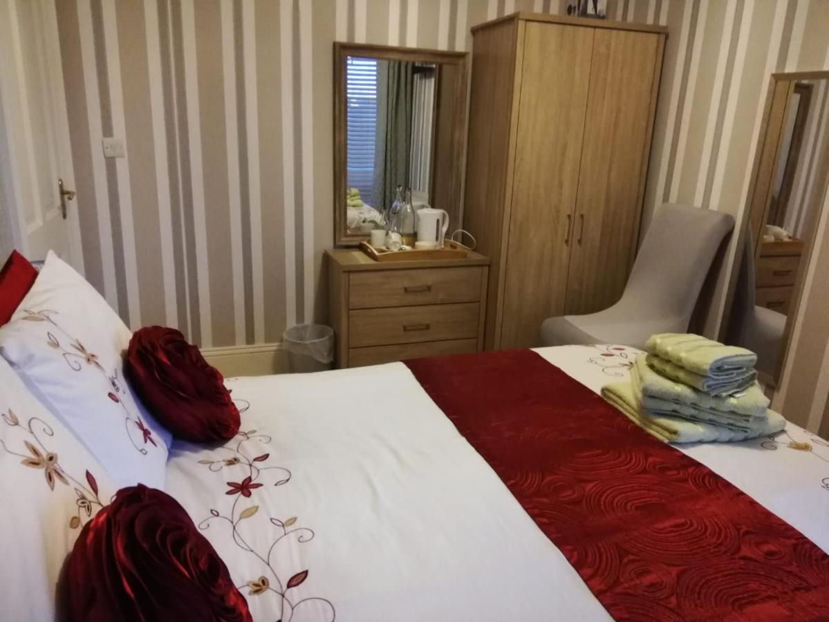 Hunters Lodge B&B Трамор Экстерьер фото